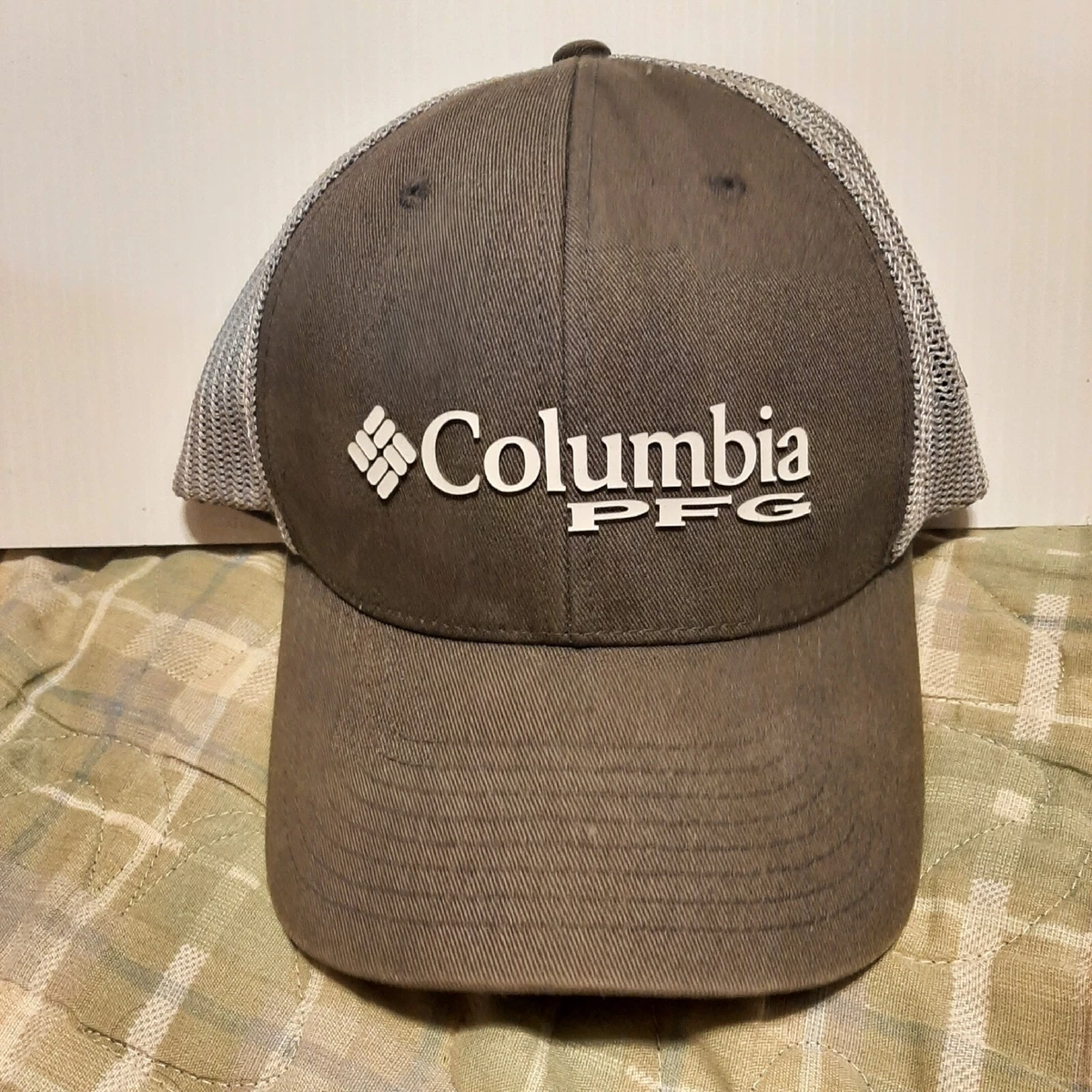 COLUMBIA PFG Hat Cap ADJUSTABLE GRAY MESH FITTED