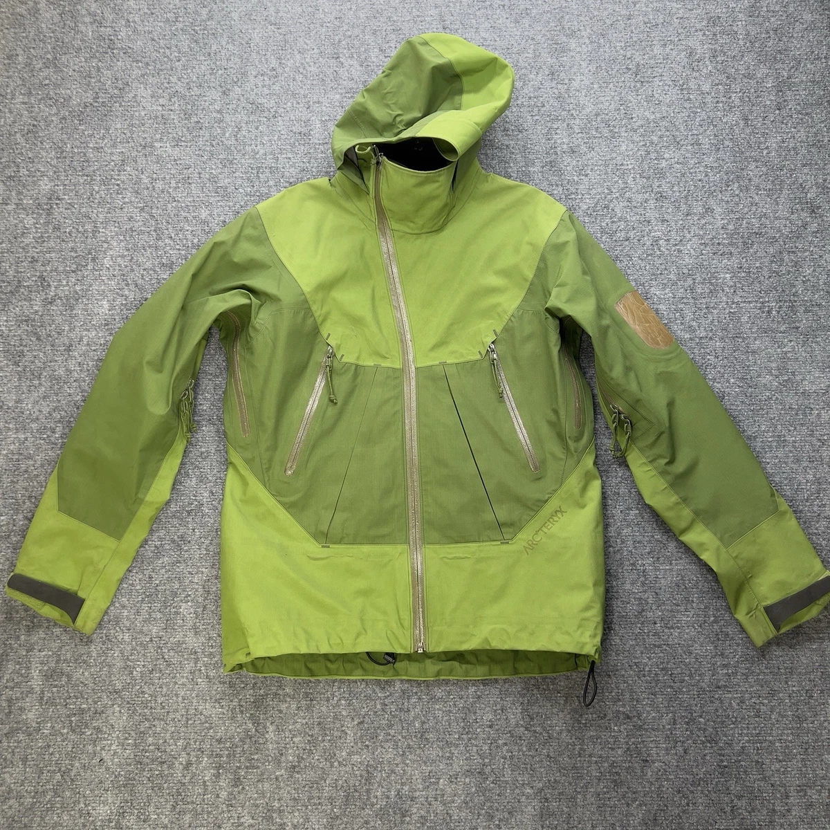 Arc'teryx Nylon Outer Shell Green Coats, Jackets & Vests for Men