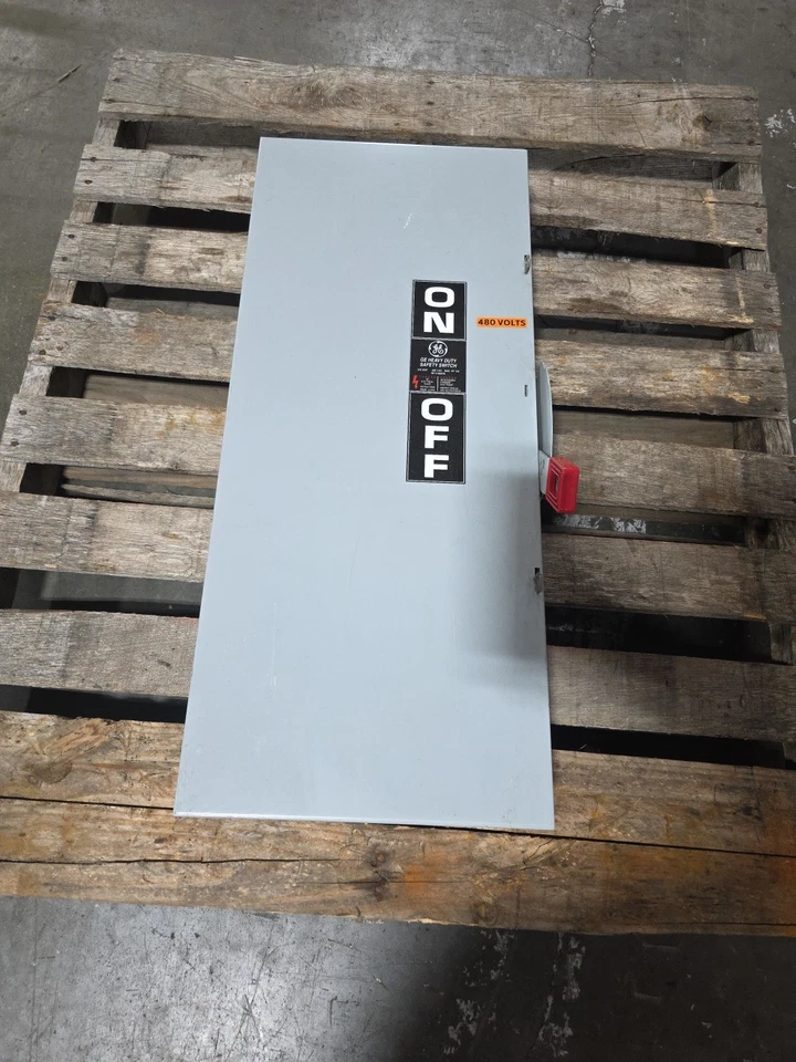 Interruptor de seguridad desconexión GE TH3364 200 Amp 600v fusible 3 fases 3W tipo 1 Foto 4 de 4