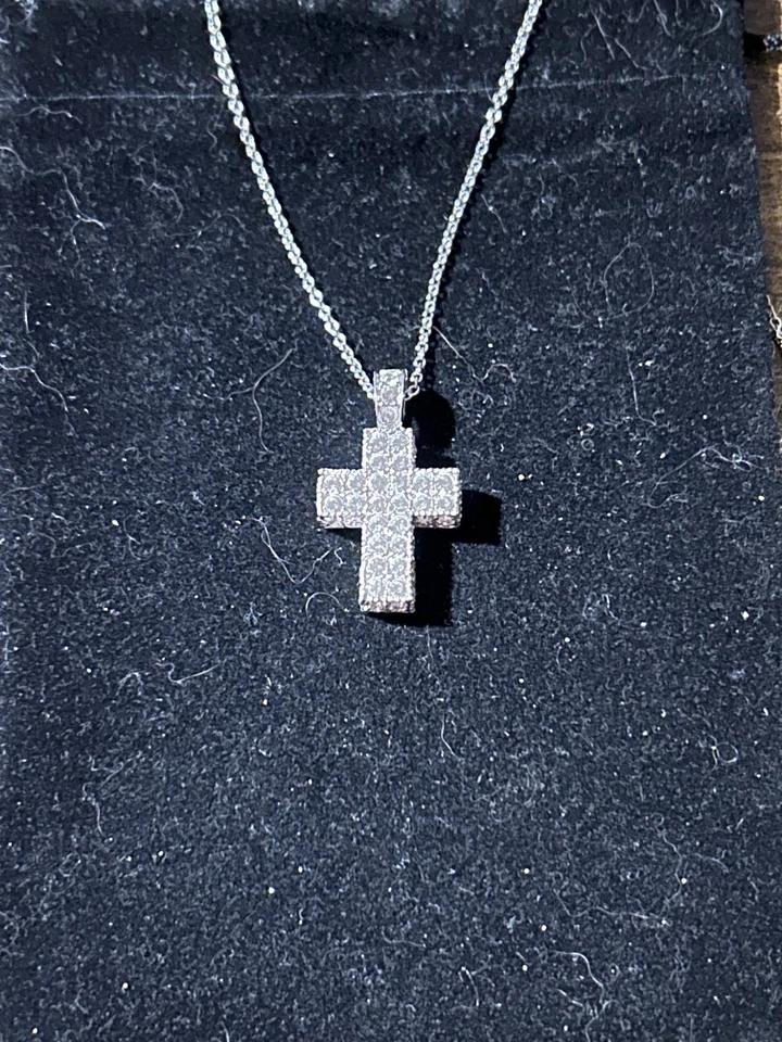 Collar colgante flotante enchapado en rodio cruz transparente Swarovski - bolsa gratis £20+ Foto 4 de 4