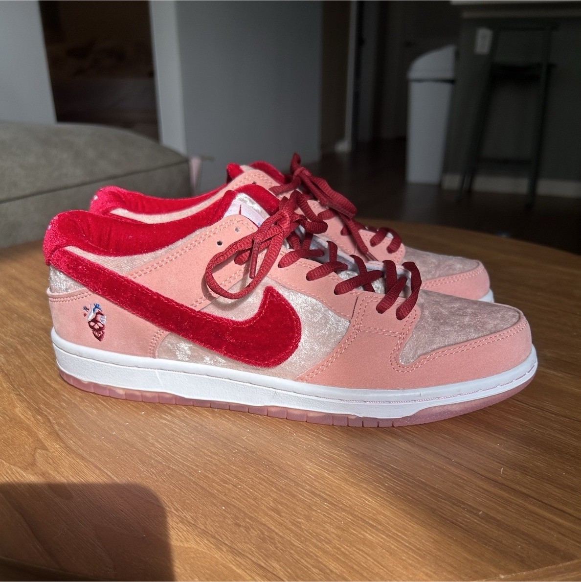 Nike SB Dunk Low StrangeLove 'Valentine's Day' 194275080048| eBay
