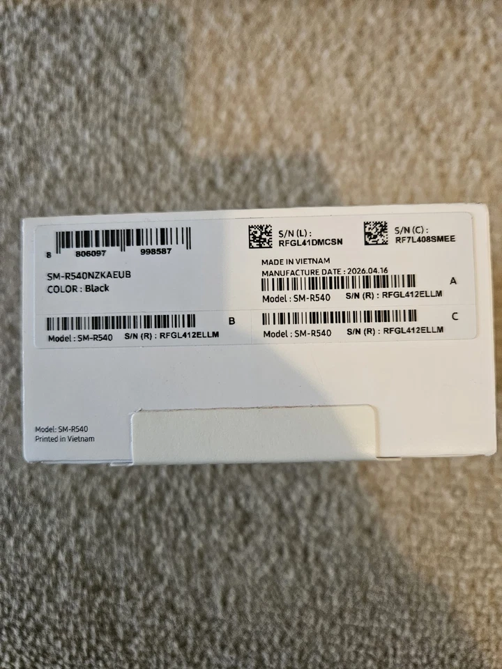 Samsung Galaxy Buds4, photo 3 of 3