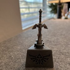 Hanayama Zuru The Legend of Zelda Master Sword 075695