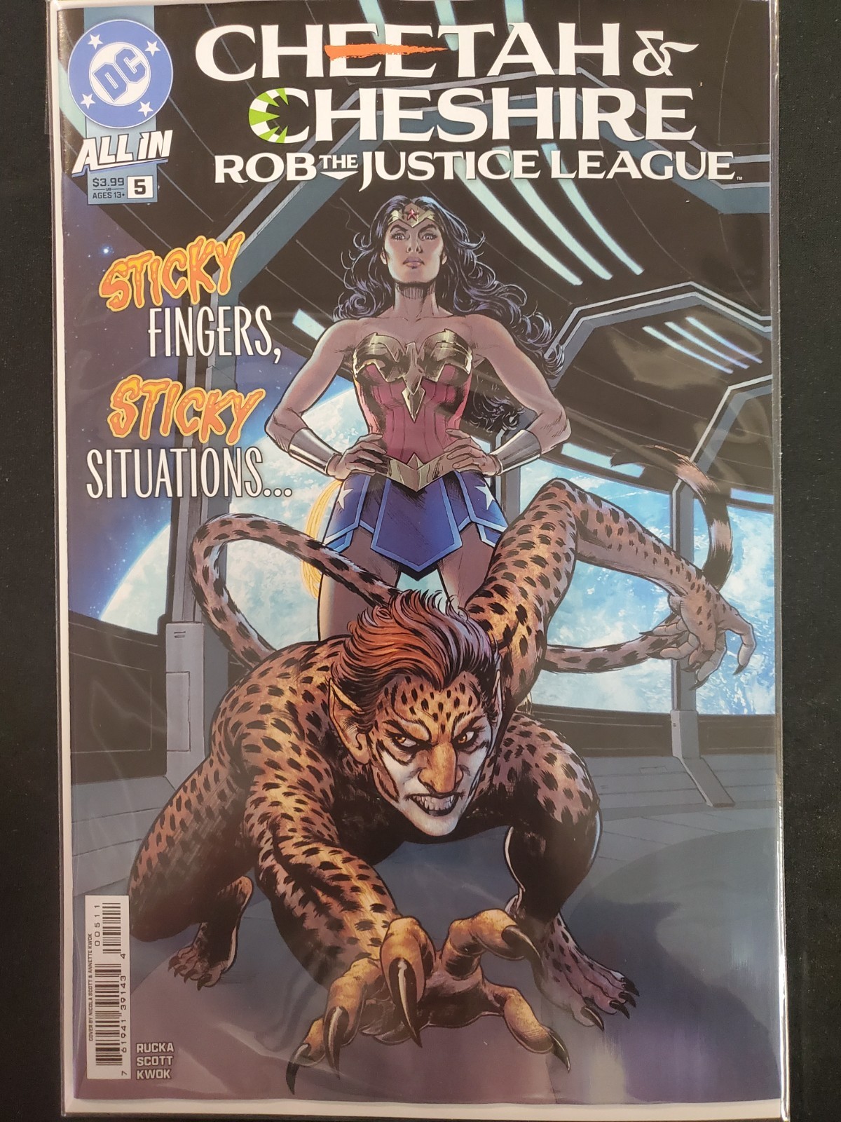 Cheetah and Cheshire Rob the Justice League #5 A Cvr DC All In 2025 VF/NM Comics