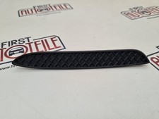 Original Mercedes Stoßstangengitter Blende Gitter A1188850102 GLA X118 CLA W118 Original Mercedes Stoßstangengitter Blende Gitter A1188850102 GLA X118 CLA W118