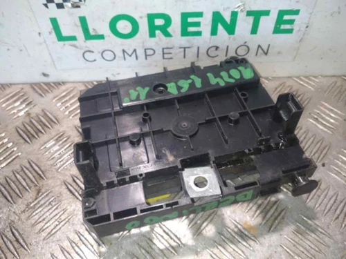 9675878480 Caja Reles/Fusibles para CITROEN BERLINGO FURGÓN X 2011 465132 - Imagen 3 de 10
