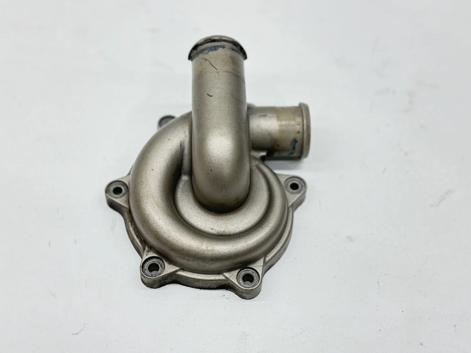 2009 Aprilia Mana 850 Stator Crankcase Water Cooling Cover Pump Case Mana850