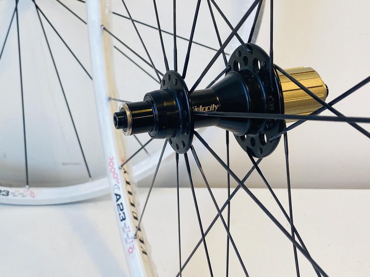 Velocity A23 700c Clincher Road Wheelset 20/24h 100/130 8-10 Speed