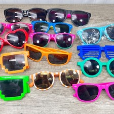 Sunglasses Lot of 14, Sizes range from toddler to young adult