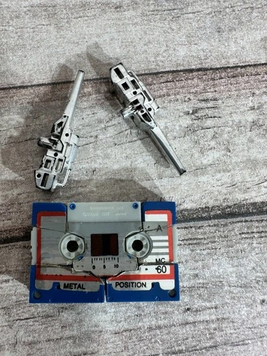 Transformers Vintage G1 Hasbro Cassette Tape EJECT  1986 W/ Weapons