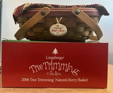 Longaberger 2006 Tree Trimming Nature's Berry Basket w Tie-On, Liner & Protector
