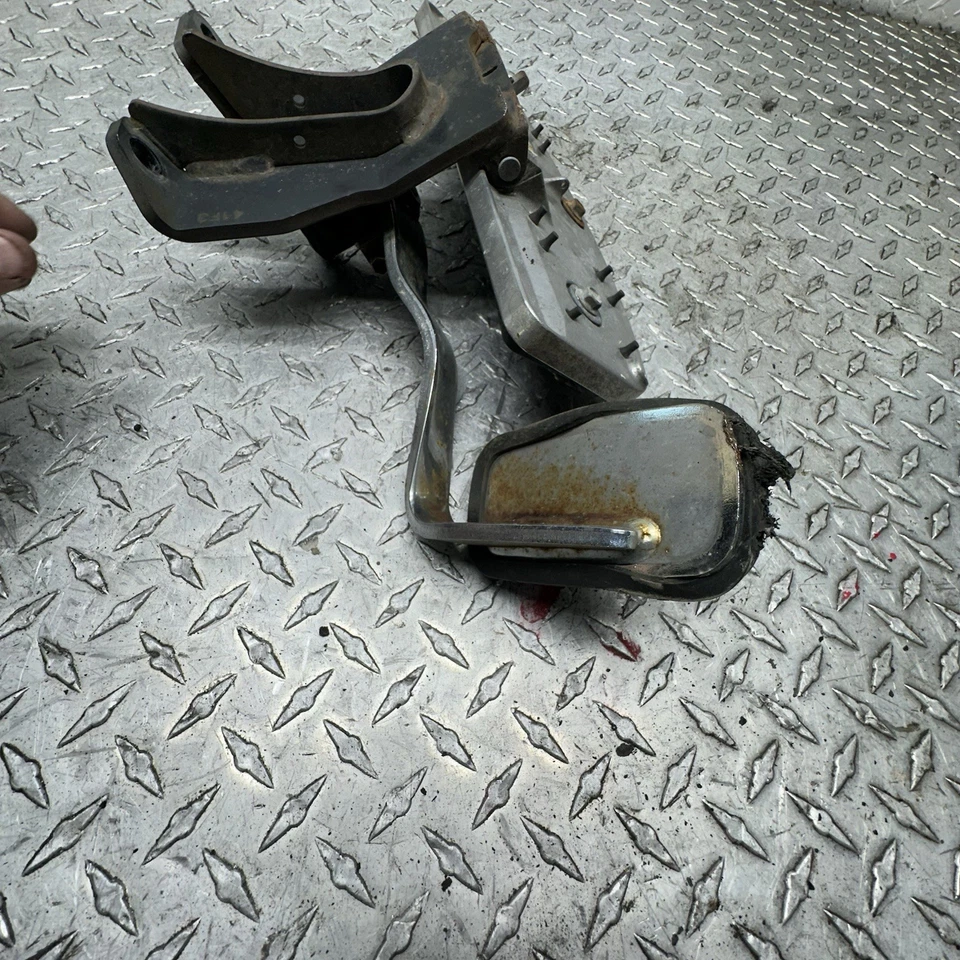 Suzuki Boulevard C50 VL800 2012 conductor piso derecho con pedal de freno Foto 4 de 4