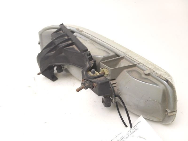 2000 - 2006 CHEVROLET SUBURBAN 1500 FRONT DRIVER HEADLAMP - Image 4 of 4