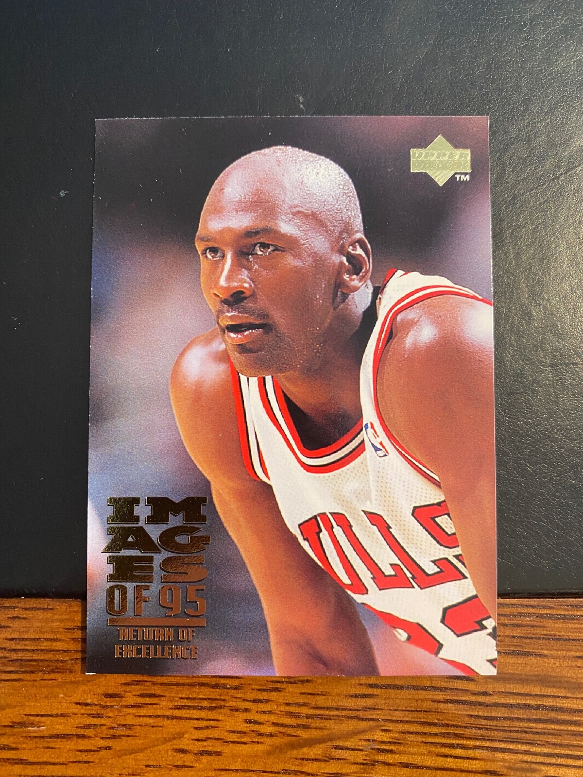 1995-96 UPPER DECK "IMAGES OF 95" # 335 MICHAEL JORDAN!! $1 SHIPPING!!