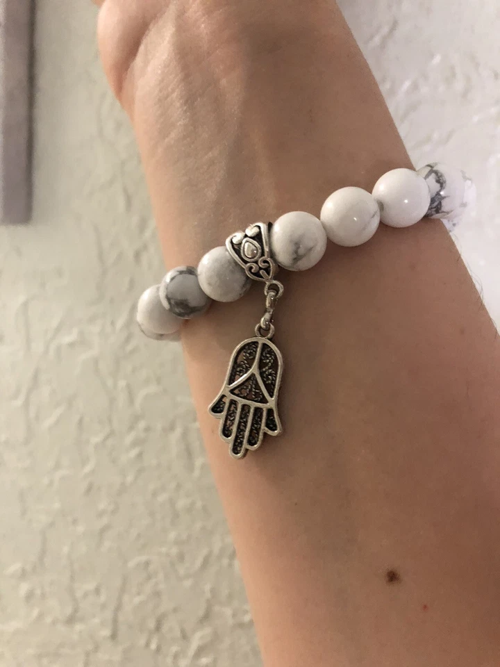 Natural Howlite Gemstone Hamsa Hand Charm Bracelet, Protection, Health - Image 2 of 3