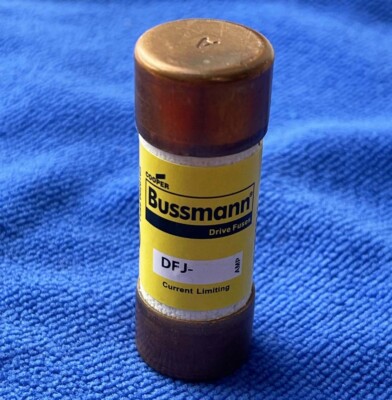 Fusible DFJ30 Fusible DFJ-30 30A 600V AC Classe J – Marque EATON Bussmann, 1 Pièce Neuve Fusible DFJ-30 Classe J - Foto 11