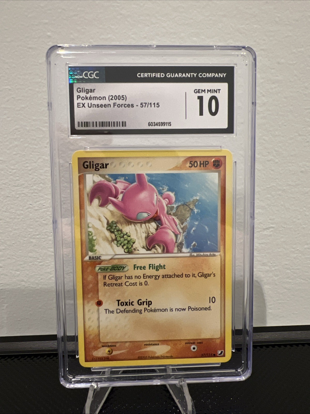 CGC 10 Gligar 57/115 EX Unseen Forces 2005 Pokemon Card