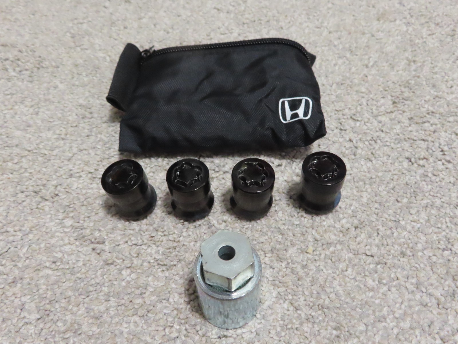 HONDA BLACK OEM WHEEL LOCK KIT ACCORD CIVIC CRV HRV FIT INSIGHT M12-1.5