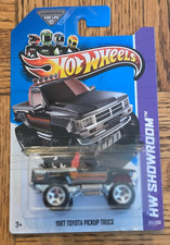 Hot Wheels 1987 Toyota Pickup Truck Hw Showroom 165250 Black Red New 2012