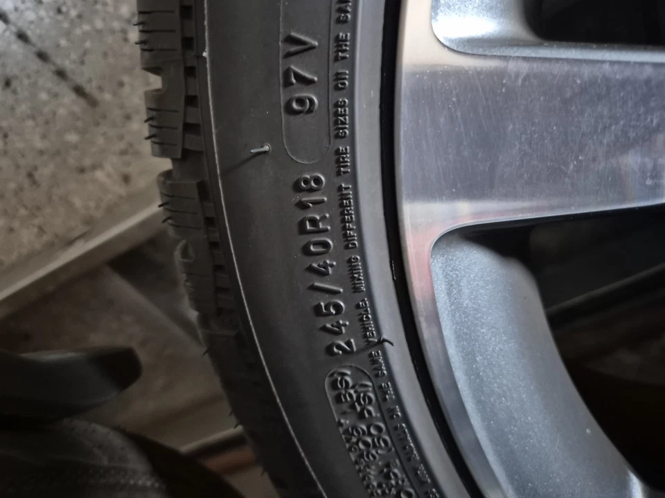 Alu Winter Komplett Räder Mercedec C-Klasse - Bild 2 von 4