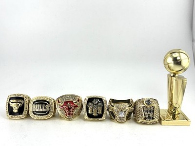 Chicago Bulls Michael Jordan Championship Ring Set With Trophy