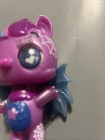 Hatchimals Glow Up Magic Dusk collectible figure