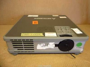 Mitsubishi SL6U Projector Beamer SVGA 3LCD 1700 LUMENS - No remote - LAMP ERROR