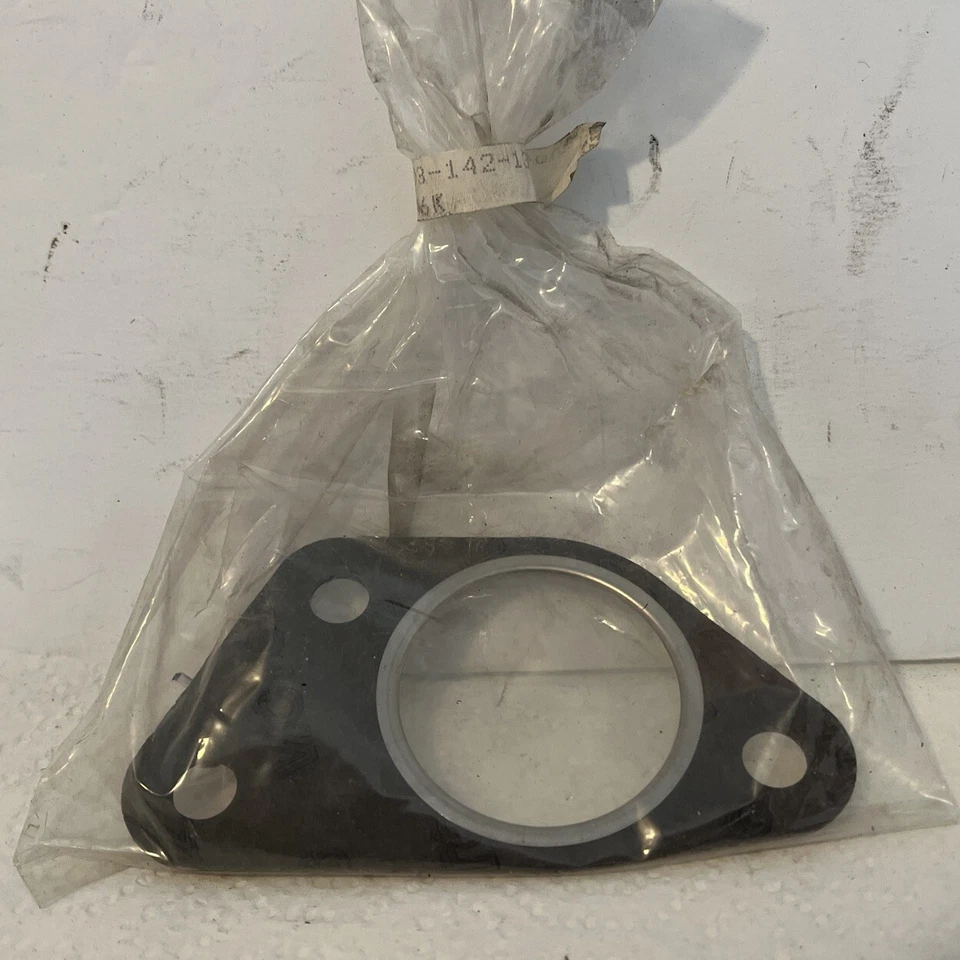 排气歧管垫片 -- 适用于梅赛德斯奔驰 W201 190E -- #1031421380 -- 全新 — 第 2/4 张图片