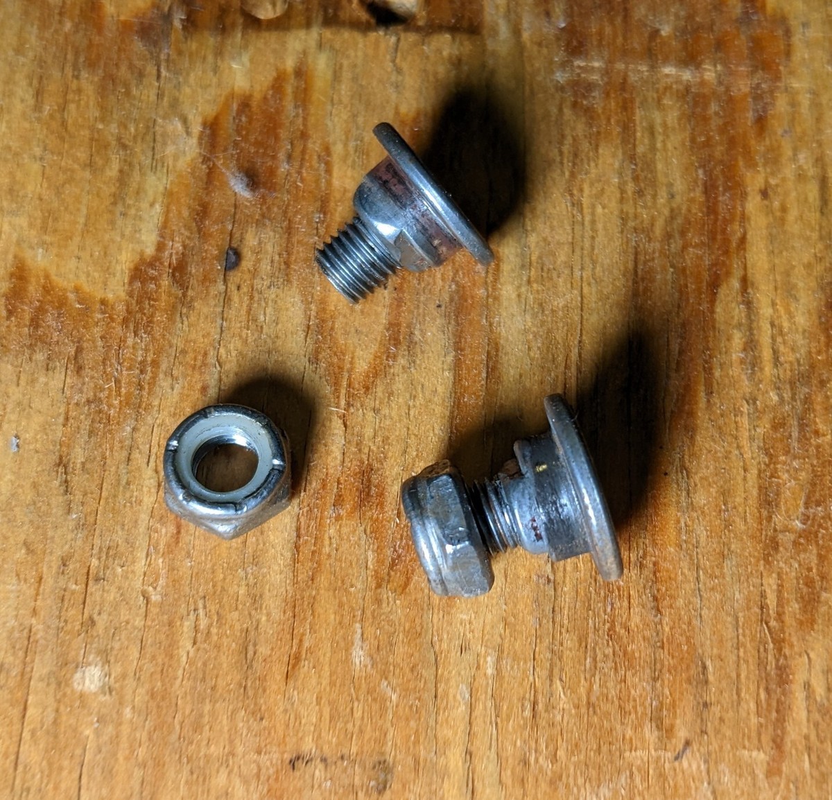 2-Metal Grommets, Nut/Bolt La Z Boy part Electric Recliner Lazy