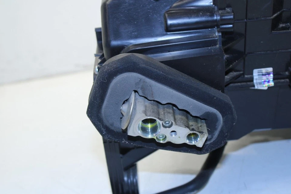 2021 Subaru WRX Premium передний ОВК нагреватель воздуходувка корпус коробка 72110FJ380 OEM - Изображение 2 из 4