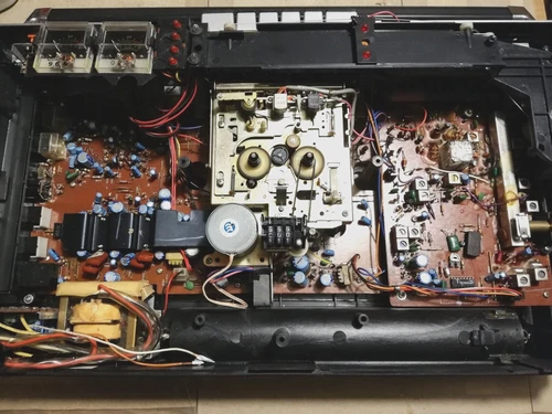 TECTRONIC 8913 - Boombox Anni 80 - Radio - MC -  da riparare o ricambi. - Foto 3 di 14