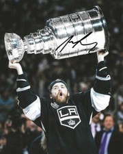 Autographed 8x10 TREVOR LEWIS Los Angeles Kings photo - w/COA