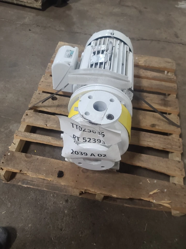 Bomba centrífuga autocebante Gusher PSI RCL2x3-8SEH-CC-A 30 HP 2x3-8 RPE27107 Foto 2 de 4