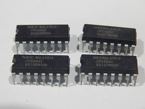 NEC UPC494C Power Supply Controller Voltage Mode 16 Pin DIP - LOT OF 4 IC'S