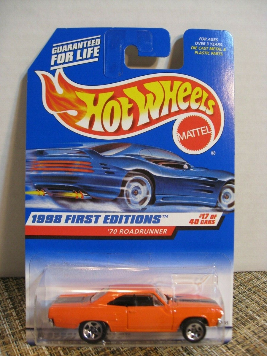 Hot Wheels 1998 First Editions Die Cast Car #17 of 40 cars '70 Roadrunner  #661