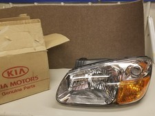 Genuine Kia Original 07 08 Kia Spectra Driver Headlight Sdn 4 Dr Lx 1991676 Lh Genuine Kia Original 07 08 Kia Spectra Driver Headlight Sdn 4 Dr Lx 1991676 Lh
