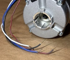 C7001034 (3005843) RIELLO MOTOR FOR F3 F5 F10 M3 M5 M10 40 thumbnail 5
