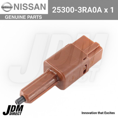 Original Nissan ASCD Cancel Switch 25300-3RA0A