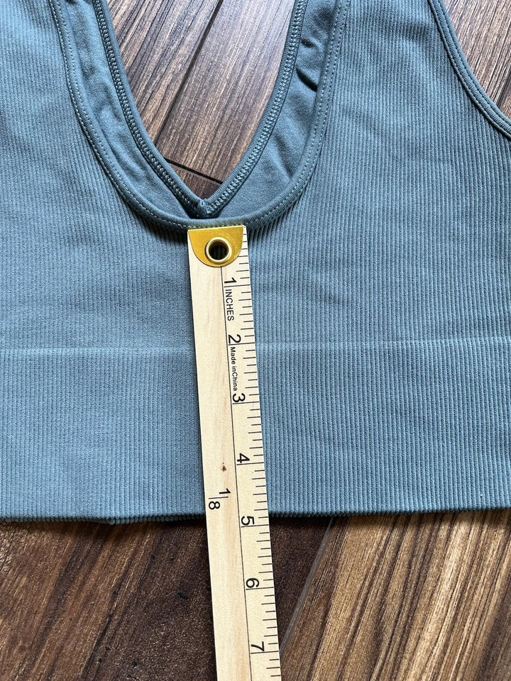 Bralette Gilly Hicks|Talla S|Verde|Frente de cuchara|Espalda con cuello en V|Volver a la escuela|Capa Foto 4 de 4