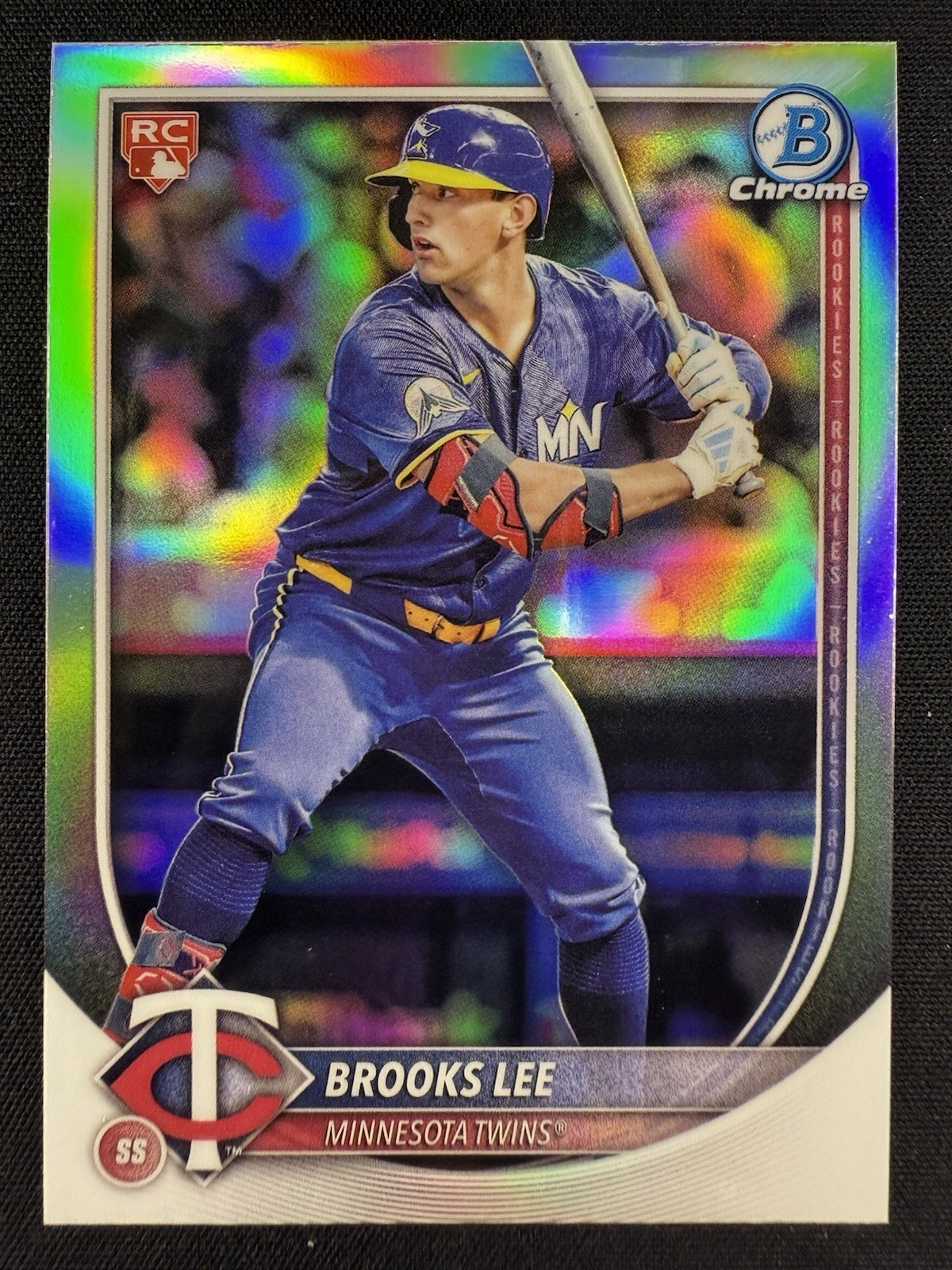 2025 Bowman #72 Brooks Lee Bowman Chrome Red Rookie Logo RC Minnesota Twins