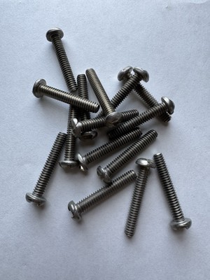 STAINLESS STEEL ONE WAY TAMPER PROOF MACH SCREWS 1/4-20 x 1 1/2 18-8, 20 PC NEW