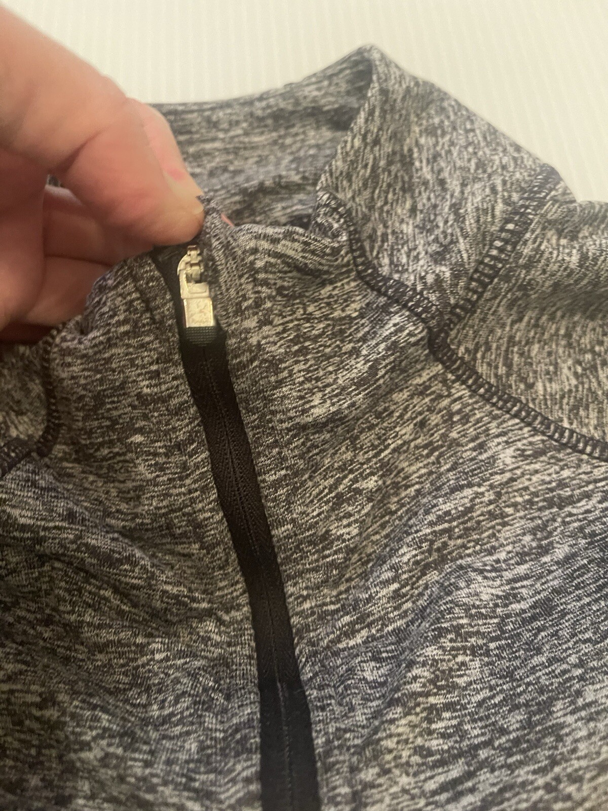 Athleta womens pullover medium - image 4