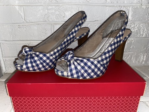 Kelly & Katie - Delisa: Heels size 8.5 (new-never worn)