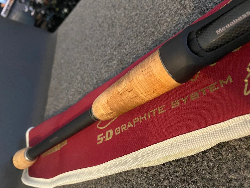 Megabass Destroyer P5 (JDM) F6.5-67X Tachyon Shaft Casting Rod - Image 2 of 4