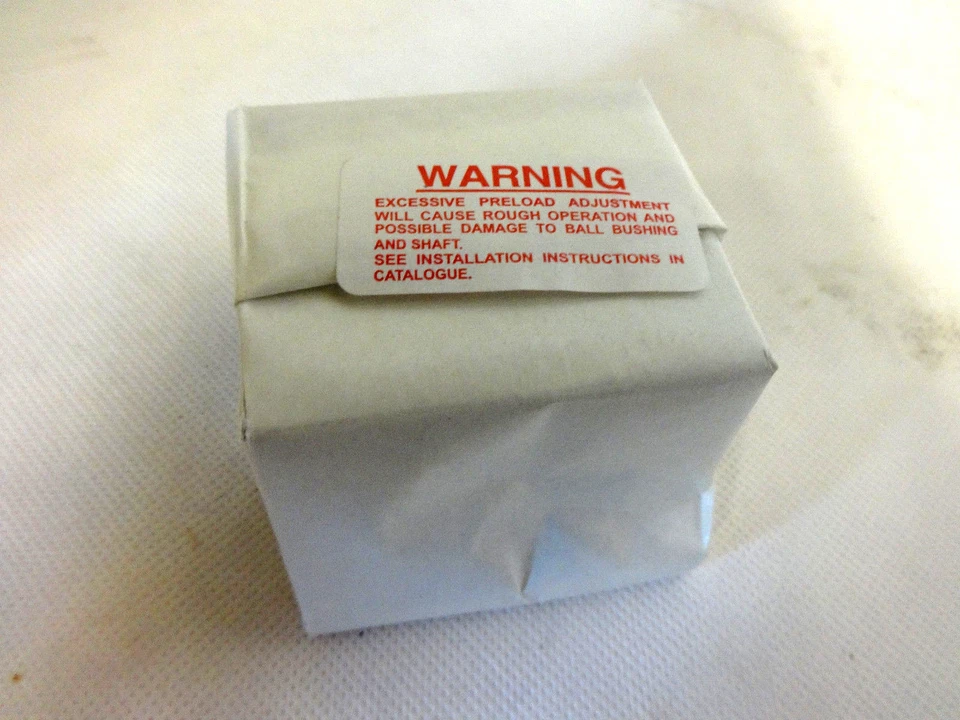 NUEVO EN CAJA THOMSON FNYBUPB016ALLS BUJE DE BOLA LINEAL COJINETE DE BLOQUE DE ALMOHADA Foto 2 de 2