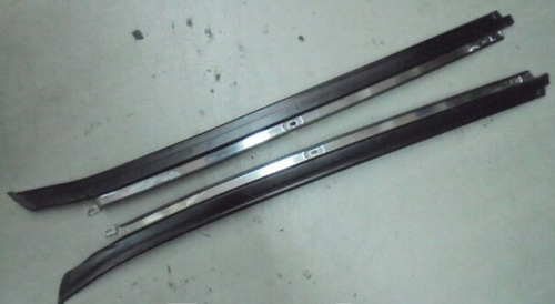 Genuine Toyota Windowshield Outside Moulding Set Corolla CP Coupe AE86 - Picture 2 of 2
