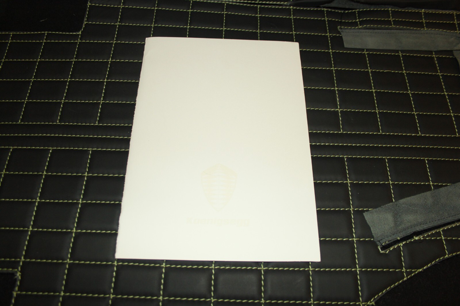 RAR VIP Prospekt brochure presskit Koenigsegg Agera & Agera R Genf 2011 RARITÄT