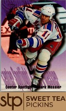1994-95 Flair #8 Mark Messier Center Spotlight