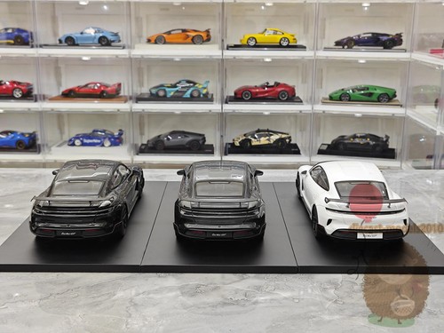 MINICHAMPS 1:18 Porsche 2024 911 TAYCAN TURBO GT Resin Model Car Diecast Gifts - Picture 4 of 24