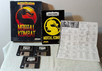 Mortal Kombat 1992 PC Video Game Acclaim Floppy Disks + Manual